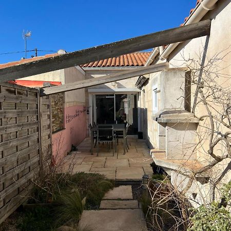 Maison Avec Jardin Et Garageロシュフォール エクステリア 写真